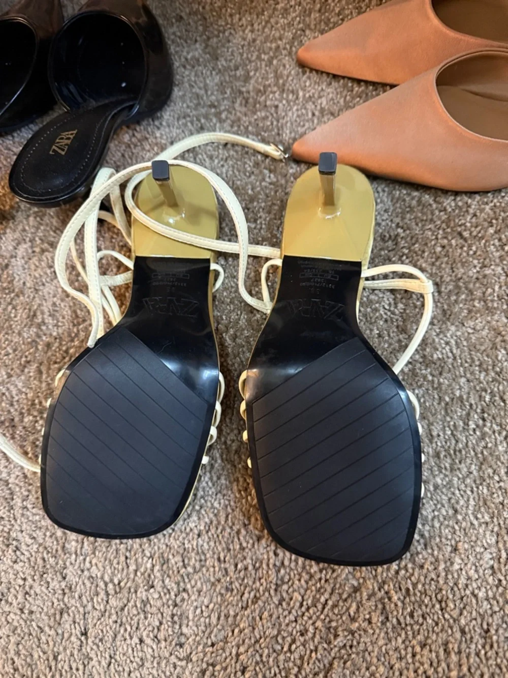 Zara Pale Yellow Strappy Square-Toe Heels - Picture 4 of 5